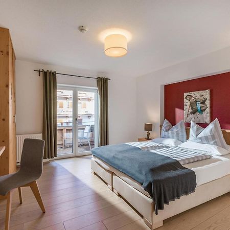 Haus Am Feld Hotell Kitzbühel Exteriör bild