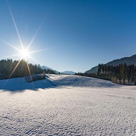 Haus Am Feld Hotell Kitzbühel Exteriör bild